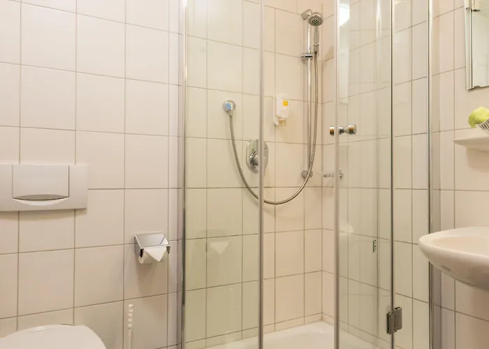 Guenter מלון לנטינג