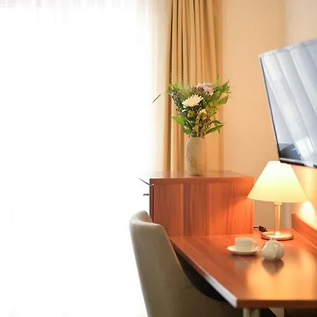 Guenter Hotel Lenting