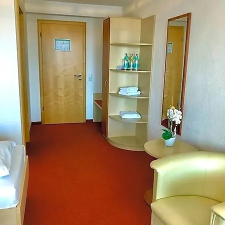 Günter Hotel Lenting