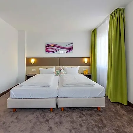 Günter Hotel Lenting